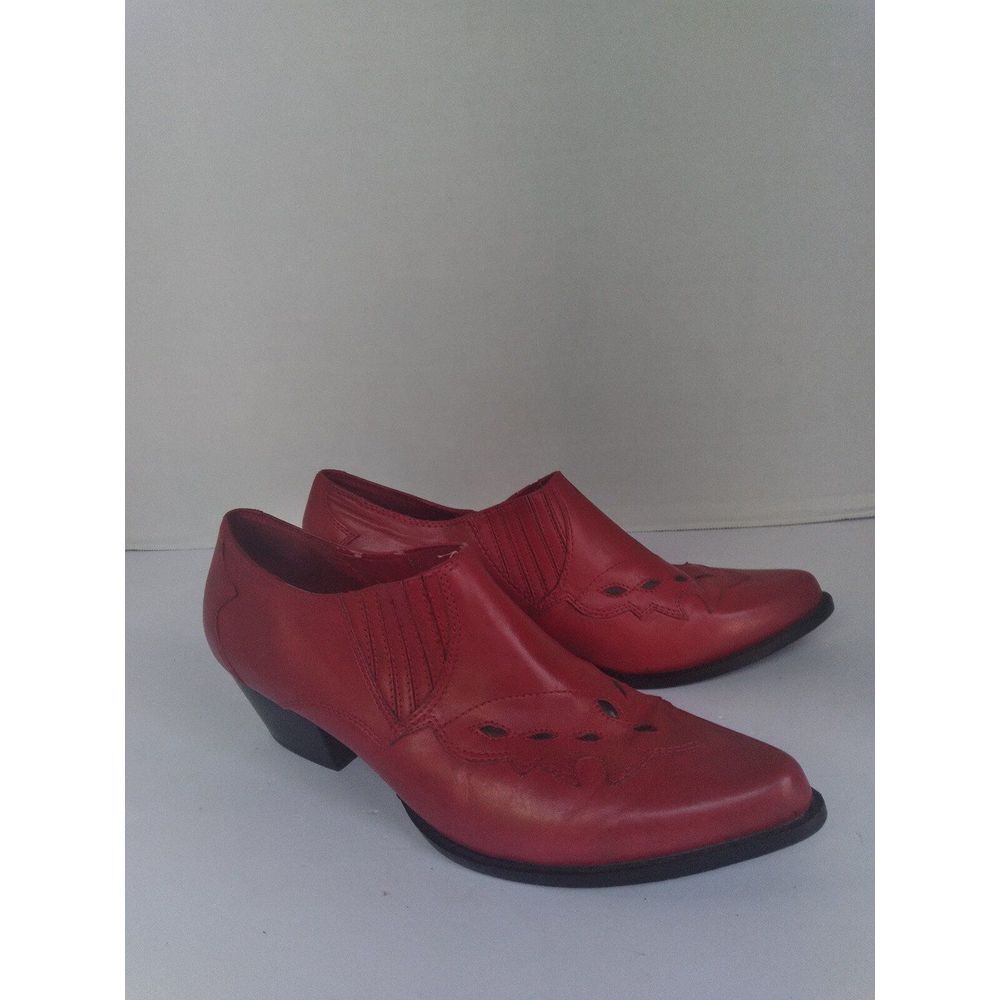 Vintage Red Leather Western Ankle Boots with Cutout Detail Low Cuban Heel